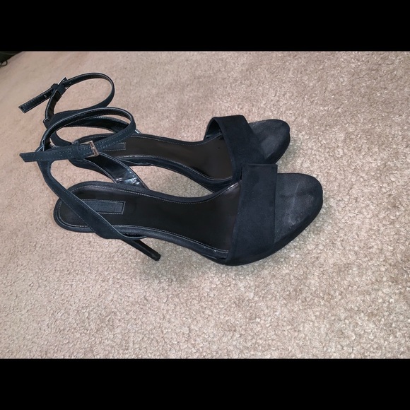 Forever 21 Black Platform Suede Heels - Picture 8 of 9